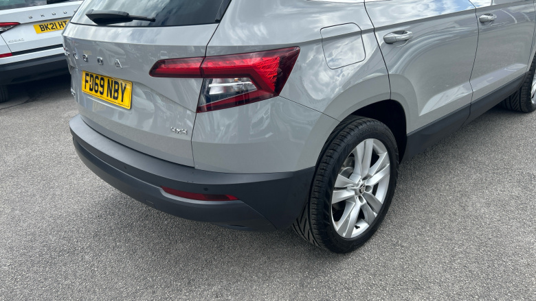 Skoda Karoq 2.0 TDI SE L 4x4 5dr DSG Diesel Estate